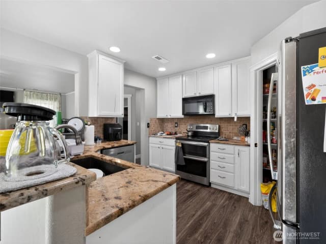 Property photo for 2509 W 35th Avenue, Kennewick photo 5