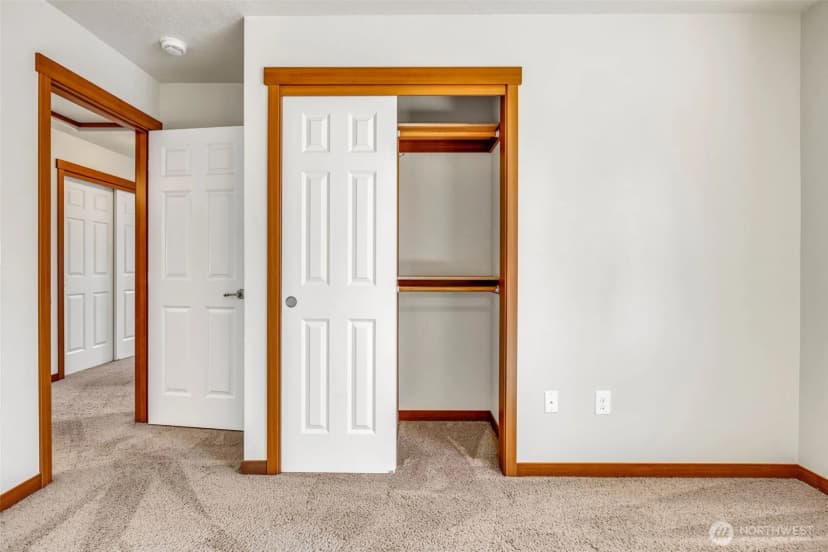 Property photo for 17127 Lakepoint Drive Se, Yelm photo 25