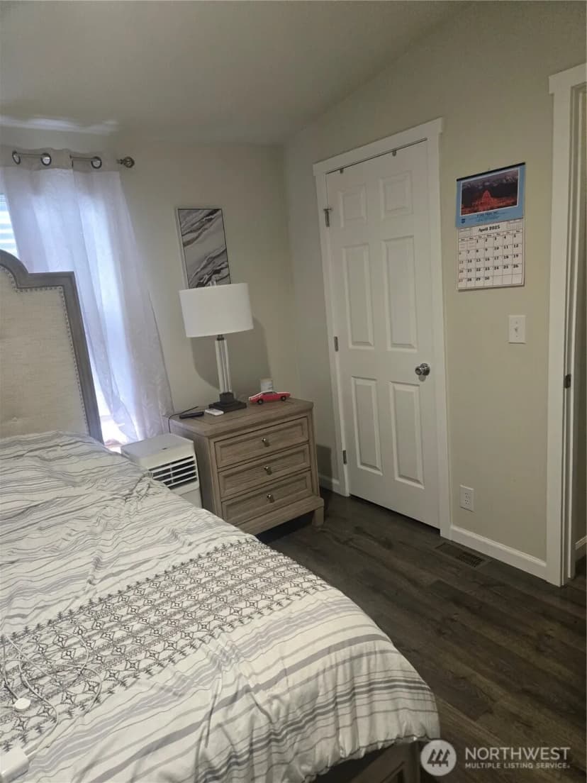 Property photo for 10302 Lakeview Avenue Sw #25, Lakewood photo 11