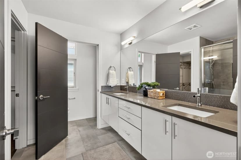 Property photo for 2615 Nw 65th Street, Seattle photo 18