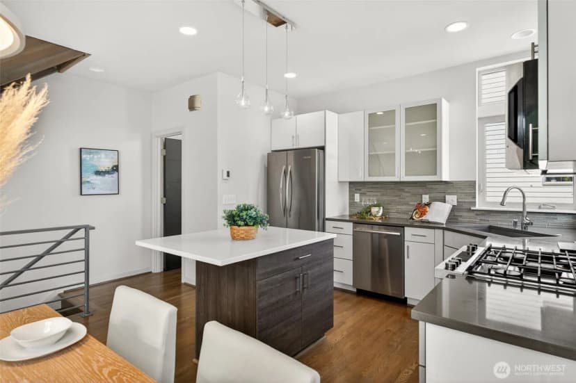 Property photo for 2615 Nw 65th Street, Seattle photo 12