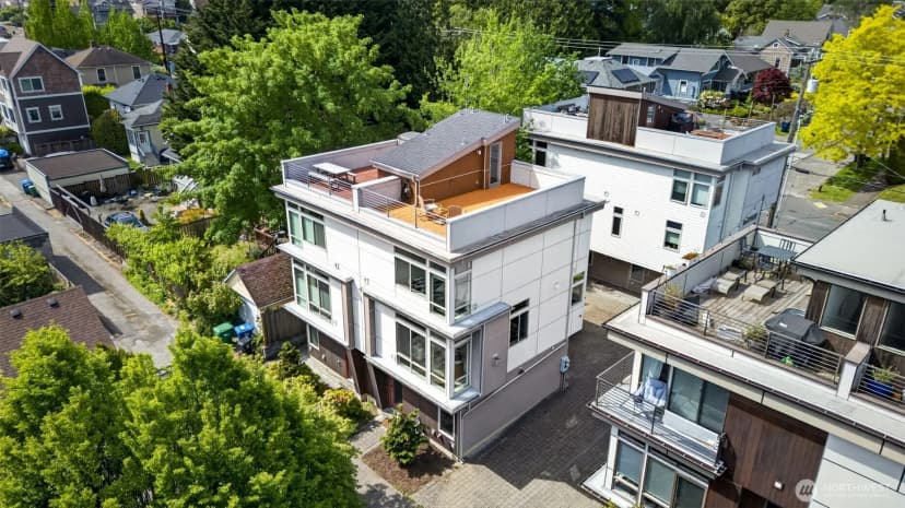 Property photo for 2615 Nw 65th Street, Seattle