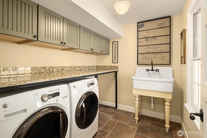 Property photo for 13432 Ne 25th Street, Bellevue photo 30