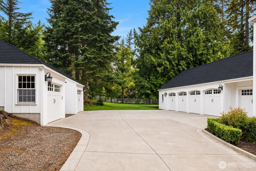 Property photo for 13432 Ne 25th Street, Bellevue photo 36