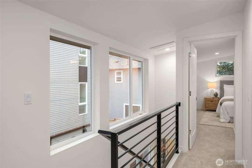 Property photo for 4411 21st Avenue Sw, Seattle photo 17