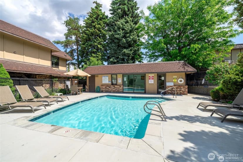 Property photo for 113 E Center Street #a3, Chelan photo 37