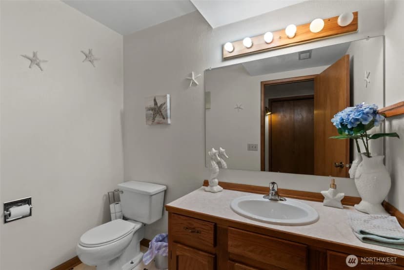 Property photo for 113 E Center Street #a3, Chelan photo 19