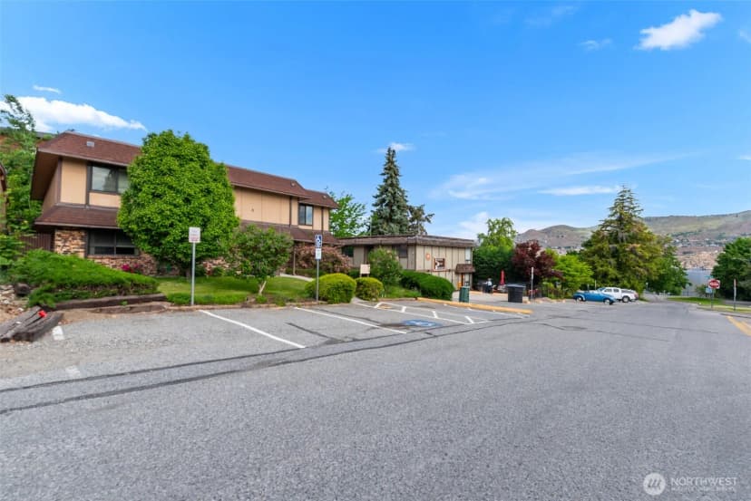 Property photo for 113 E Center Street #a3, Chelan photo 34