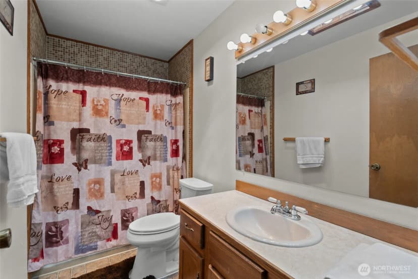 Property photo for 113 E Center Street #a3, Chelan photo 21