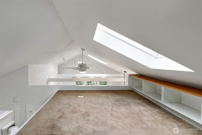 Property photo for 1601 22nd Avenue #2118, Seattle photo 14