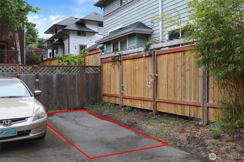 Property photo for 1601 22nd Avenue #2118, Seattle photo 24