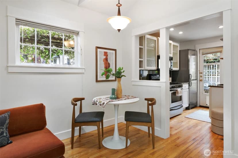 Property photo for 1601 22nd Avenue #2118, Seattle photo 8