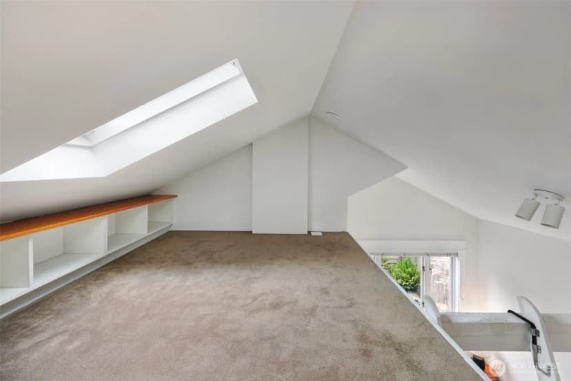 Property photo for 1601 22nd Avenue #2118, Seattle photo 15