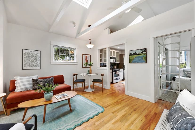 Property photo for 1601 22nd Avenue #2118, Seattle
