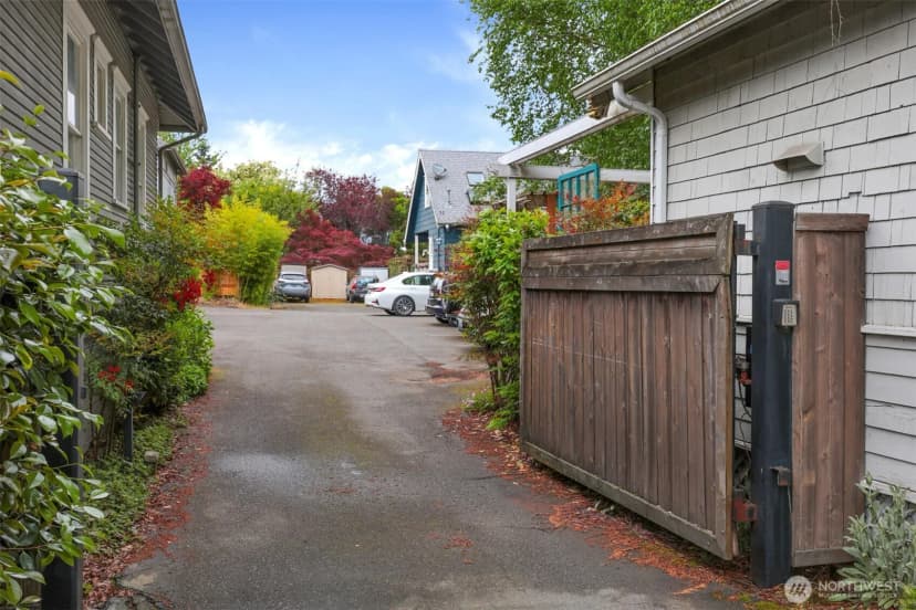 Property photo for 1601 22nd Avenue #2118, Seattle photo 25