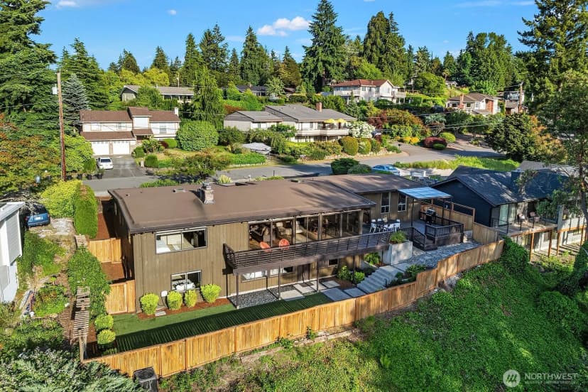 Property photo for 15717 62nd Avenue Ne, Kenmore photo 31