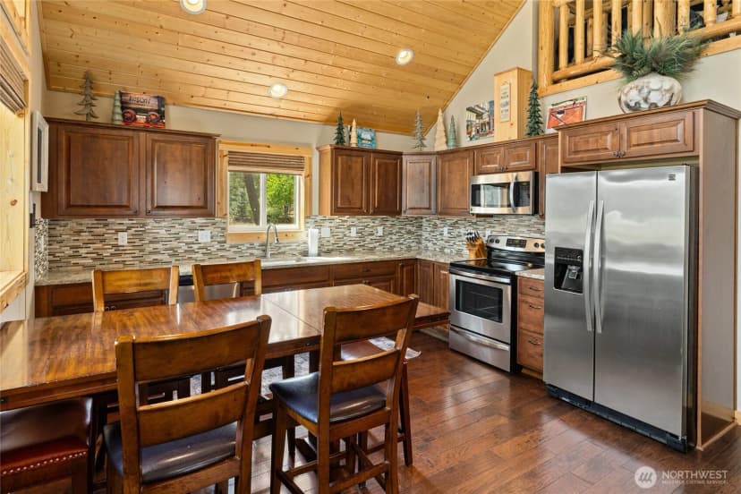 Property photo for 910 Bakers Road, Ronald photo 18