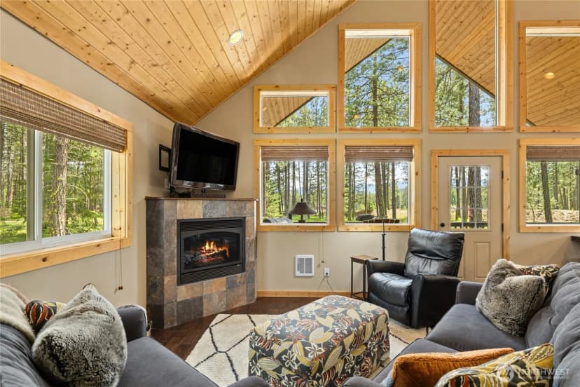 Property photo for 910 Bakers Road, Ronald photo 14