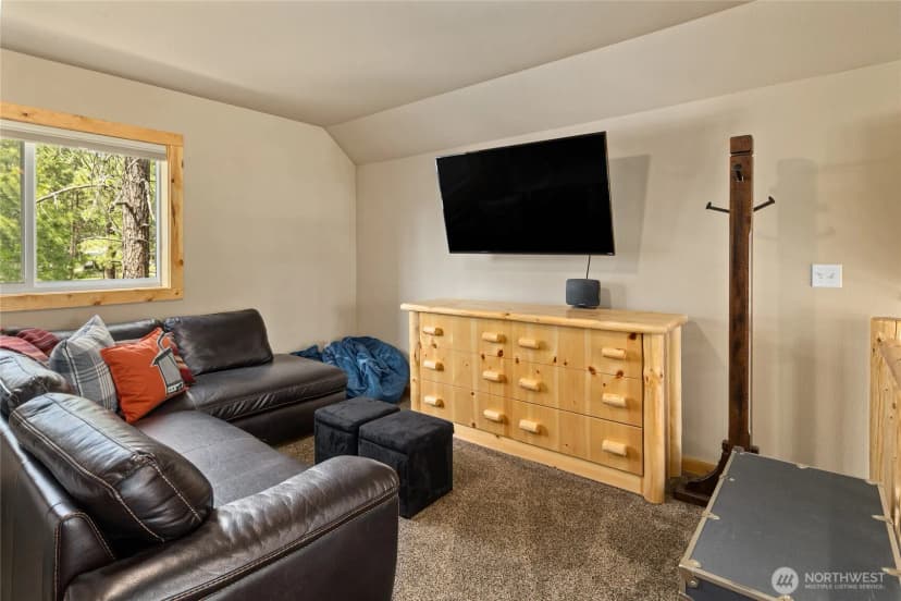 Property photo for 910 Bakers Road, Ronald photo 26
