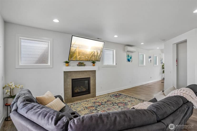 Property photo for 22862 Birch Avenue Se, Black Diamond photo 9