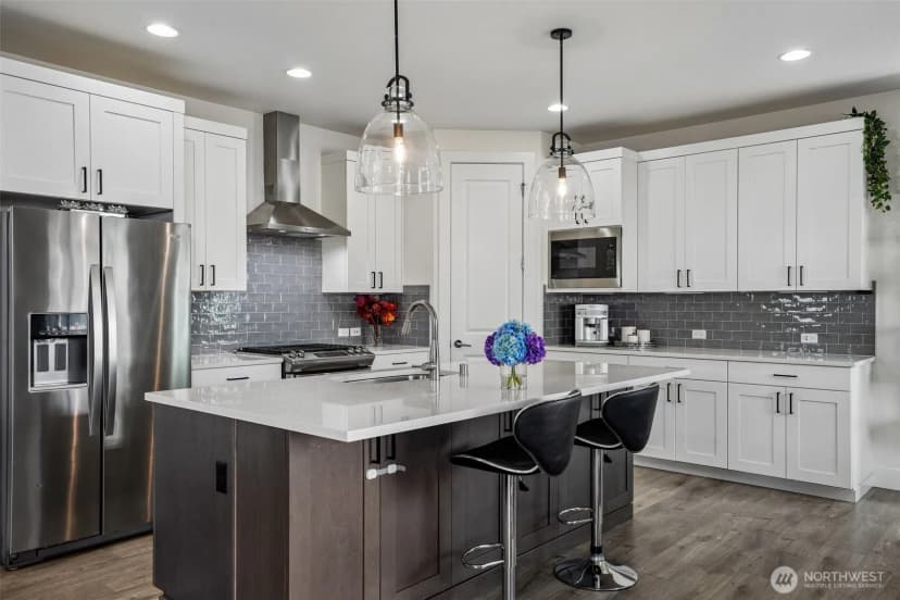 Property photo for 22862 Birch Avenue Se, Black Diamond photo 6