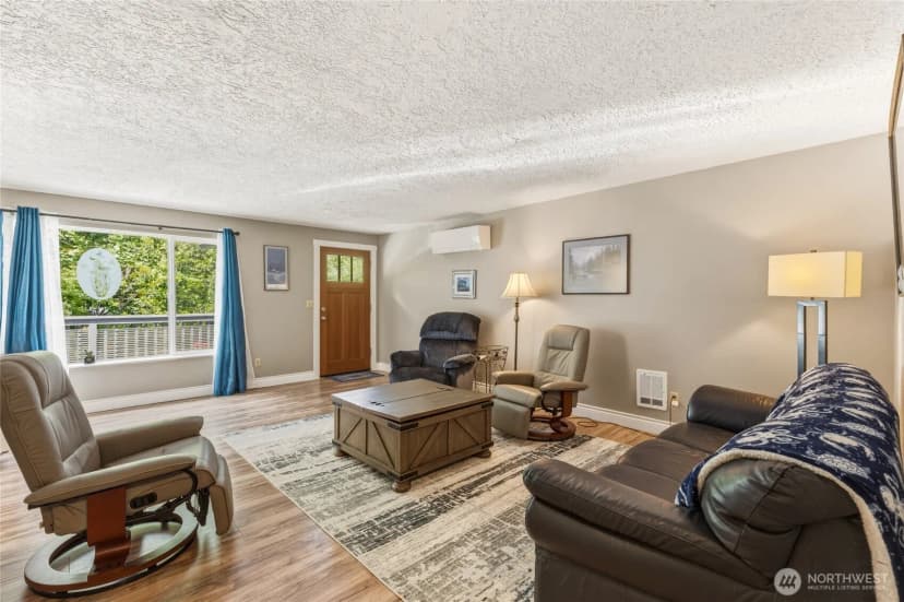 Property photo for 369 E Birnie Slough Road, Cathlamet photo 8