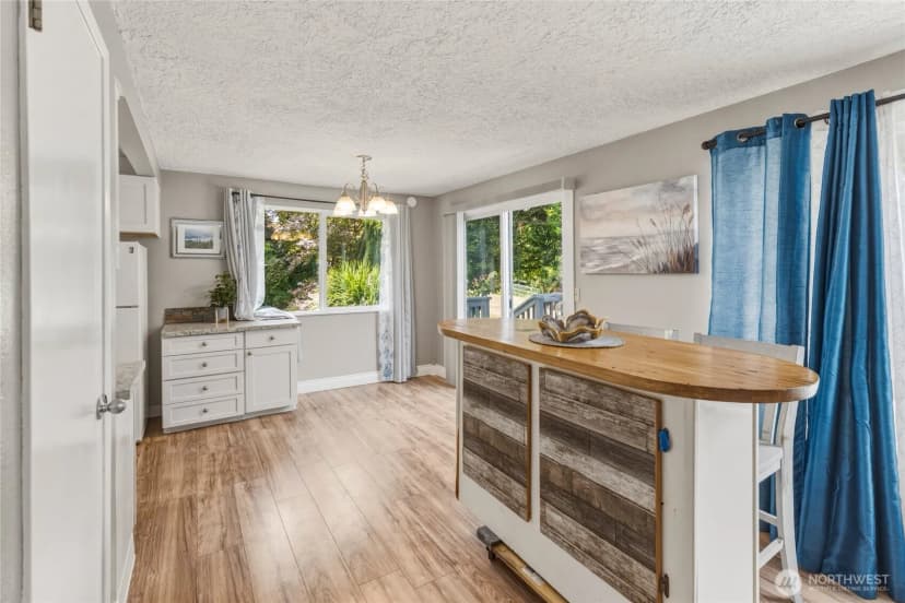 Property photo for 369 E Birnie Slough Road, Cathlamet photo 9