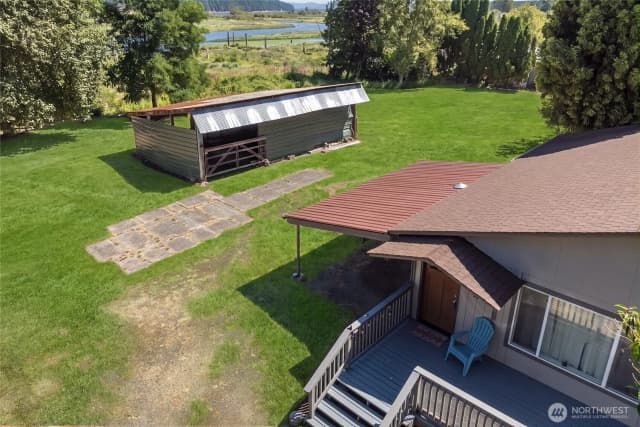 Property photo for 369 E Birnie Slough Road, Cathlamet photo 2
