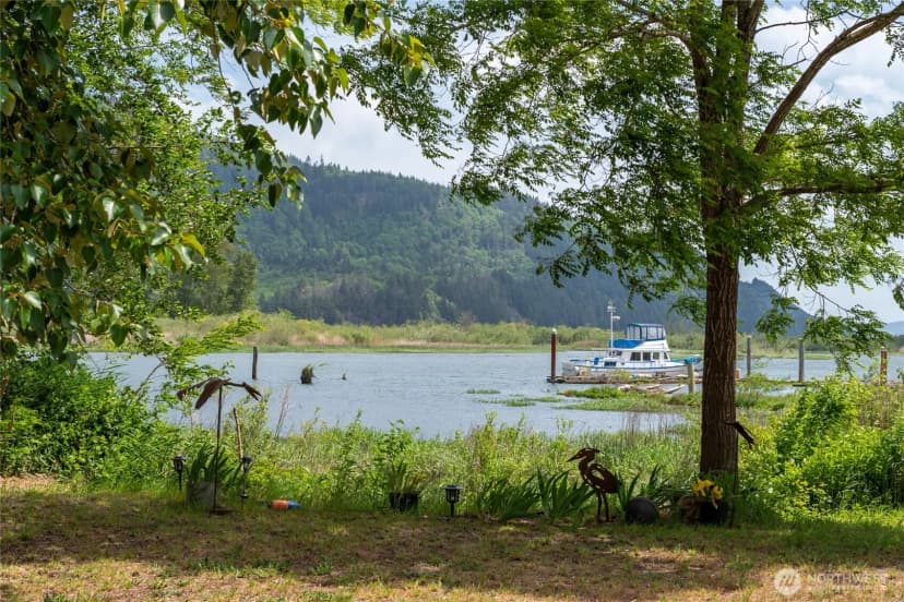 Property photo for 369 E Birnie Slough Road, Cathlamet photo 22