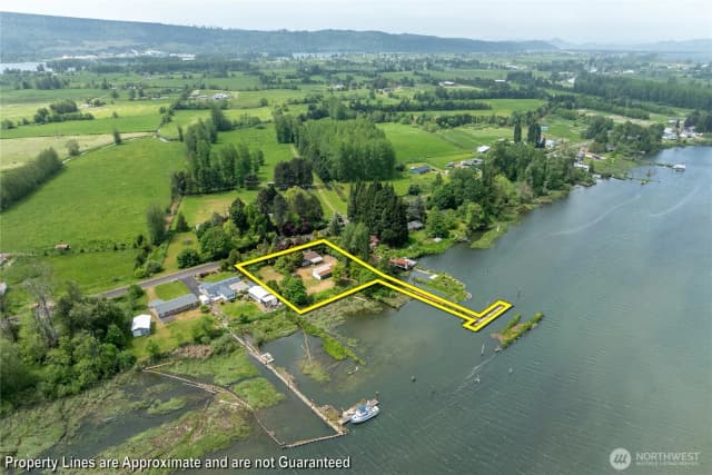 Property photo for 369 E Birnie Slough Road, Cathlamet photo 5