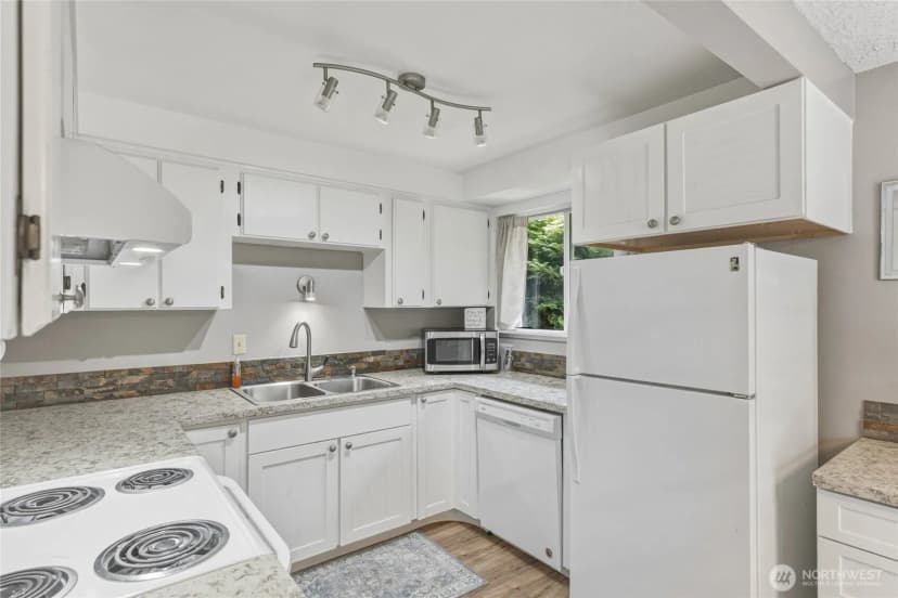 Property photo for 369 E Birnie Slough Road, Cathlamet photo 12
