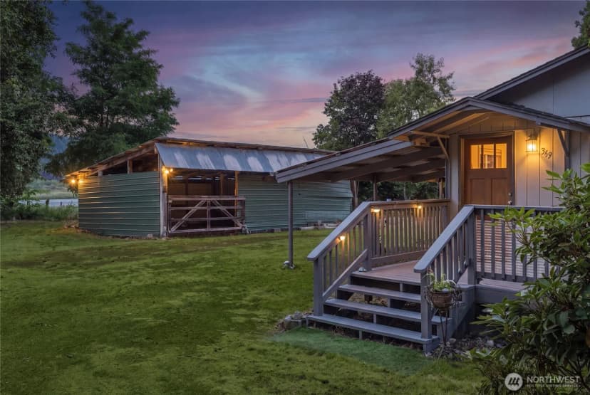 Property photo for 369 E Birnie Slough Road, Cathlamet photo 4