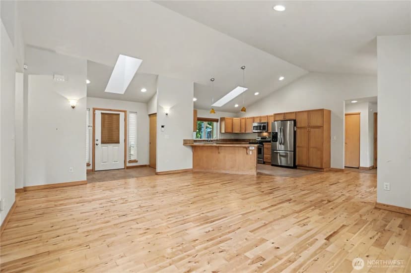 Property photo for 150 E Shadow Lane, Shelton photo 10