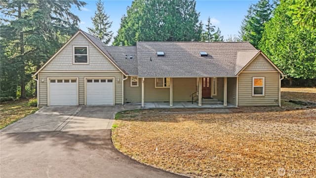 Property photo for 150 E Shadow Lane, Shelton
