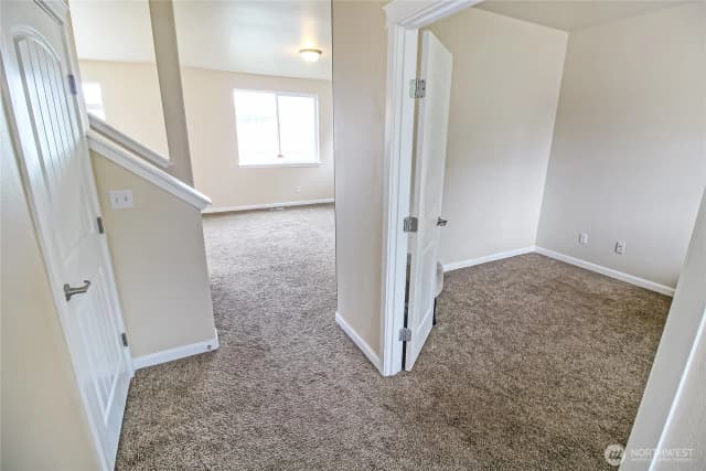 Property photo for 9815 198th Street E, Graham photo 4