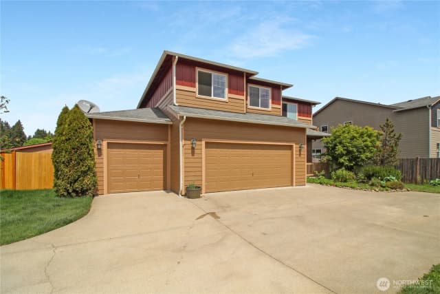 Property photo for 9815 198th Street E, Graham photo 2