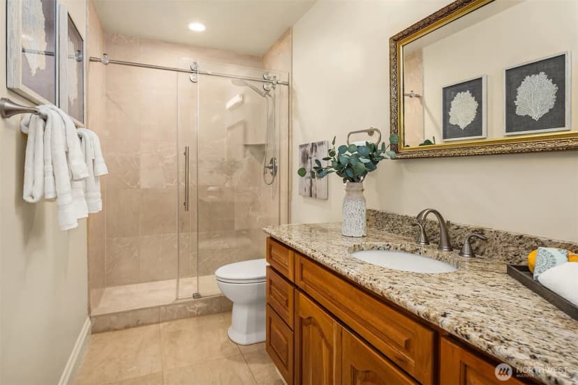 Property photo for 3921 202nd Place Se, Sammamish photo 27