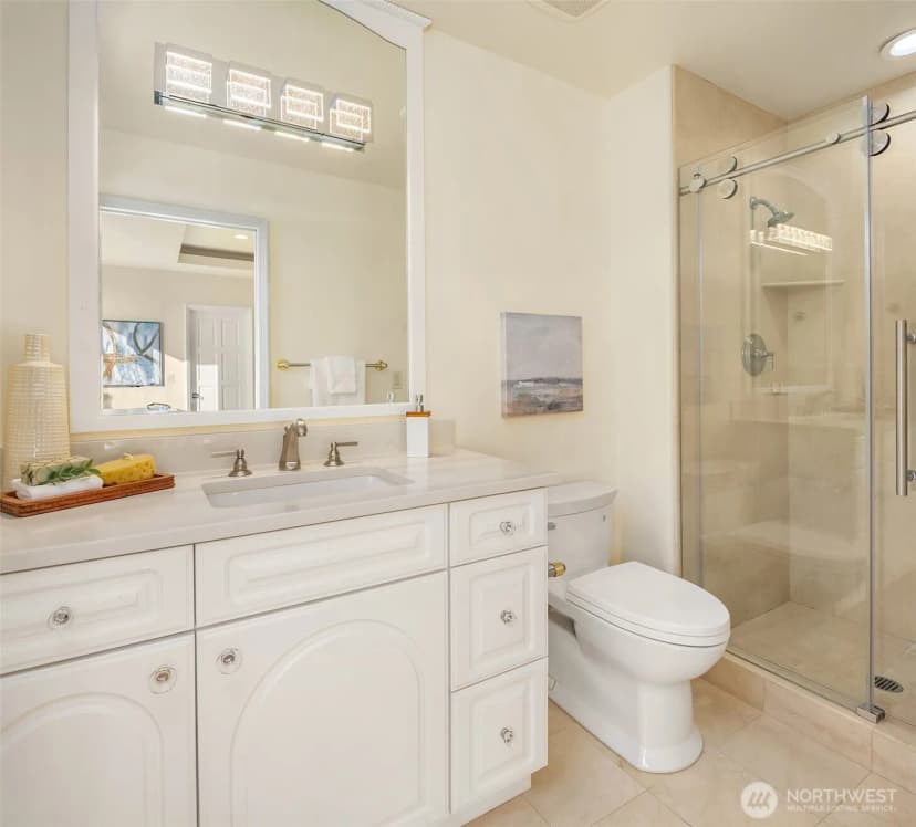 Property photo for 3921 202nd Place Se, Sammamish photo 18
