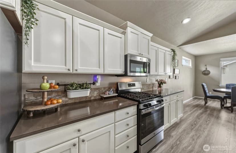 Property photo for 1338 Sw Virginia Street, College Place photo 16
