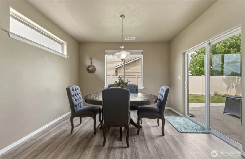 Property photo for 1338 Sw Virginia Street, College Place photo 18