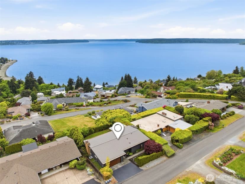 Property photo for 5578 Broad View Avenue Ne, Tacoma photo 38