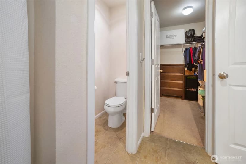 Property photo for 6012 Pennsylvania Street Se, Lacey photo 6