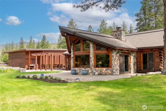 Property photo for 179 Wolf Creek Road, Winthrop