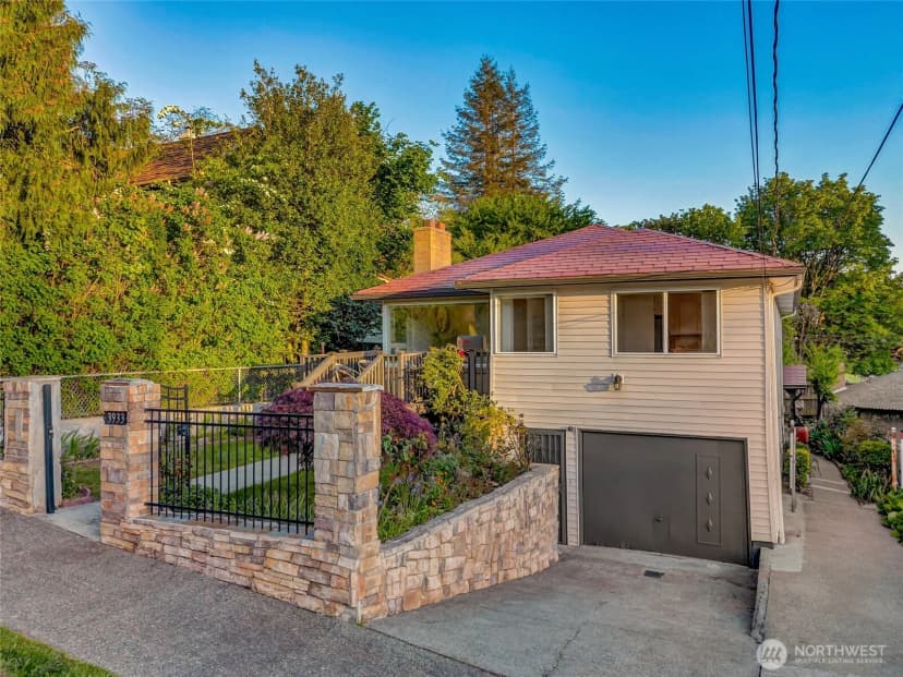 Property photo for 3933 S Mead Street, Seattle photo 36