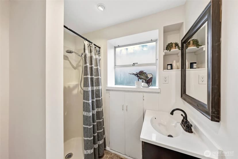 Property photo for 3933 S Mead Street, Seattle photo 31