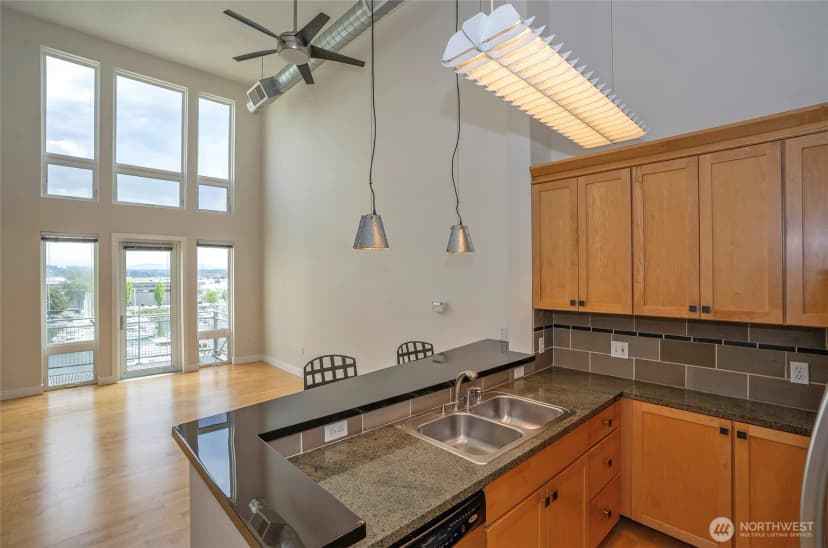 Property photo for 1705 Dock Street #513, Tacoma photo 9