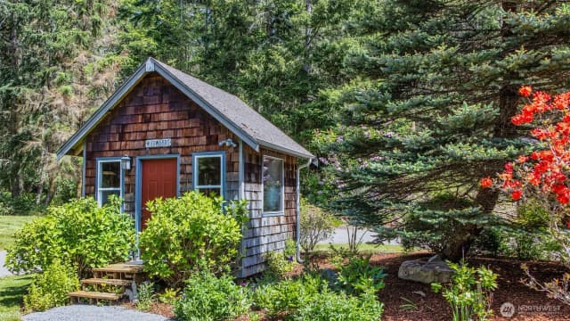 Property photo for 157 S Edwards Road, Port Townsend photo 3