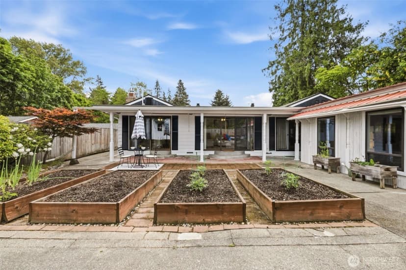 Property photo for 13009 6th Place Sw, Burien photo 31