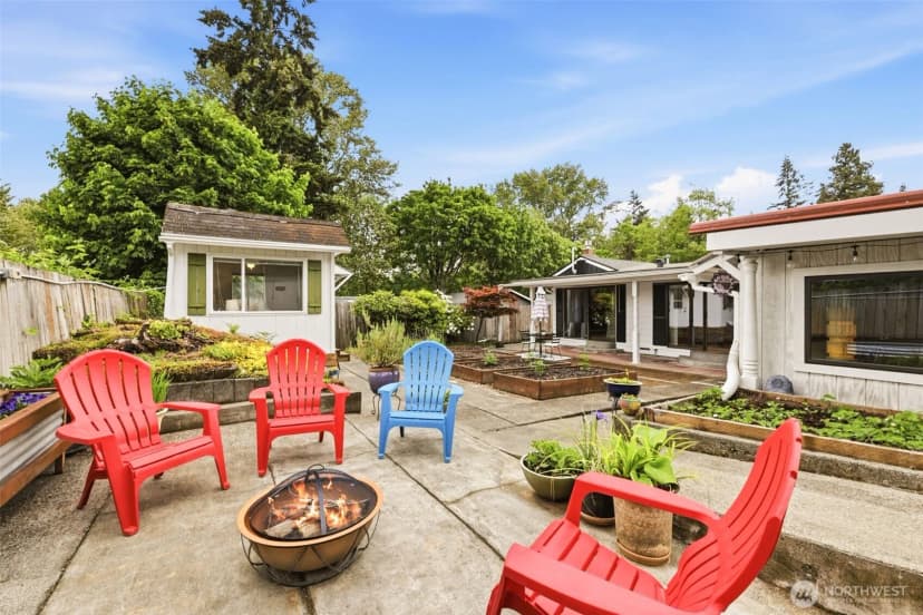 Property photo for 13009 6th Place Sw, Burien photo 34