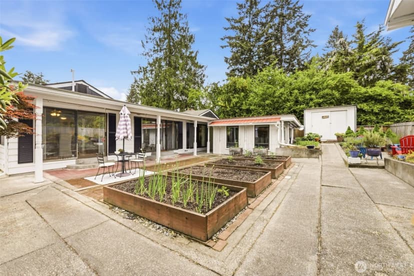 Property photo for 13009 6th Place Sw, Burien photo 26